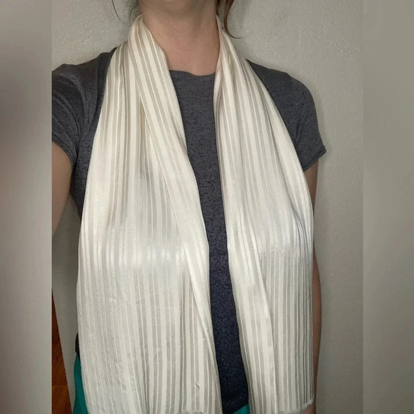 Brooks Brothers Accessories - Brooks Brothers Ivory Colored 100% Silk Scarf